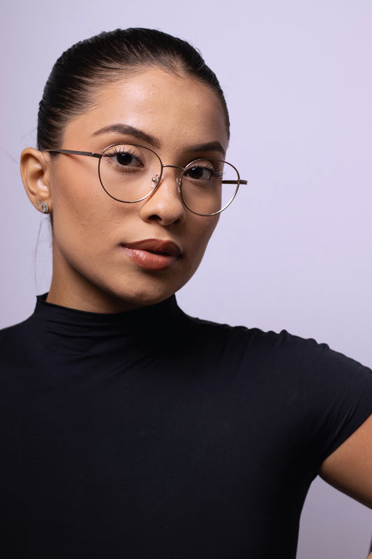 Armação de Óculos de Grau Feminina Calvin Klein Redonda em Metal