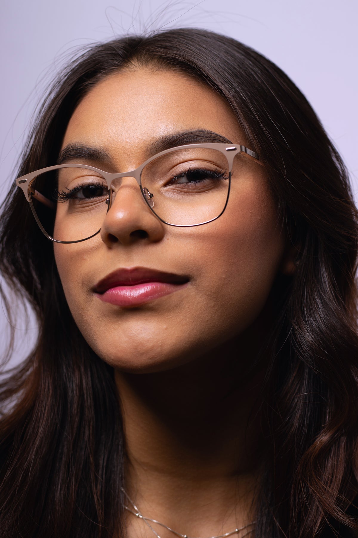 Armação de Óculos de Grau Feminina Calvin Klein em Metal com Hastes Rosé