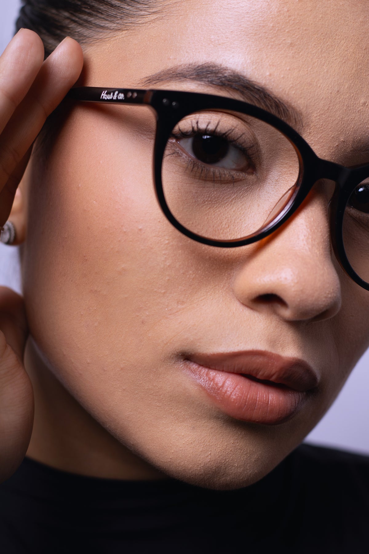 Armação de Óculos de Grau Feminina Redonda em Acetato B-2193