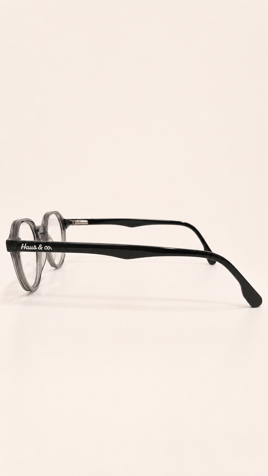 Armação de Óculos de Grau Masculina Redonda em Acetato Haus & Co LH1079