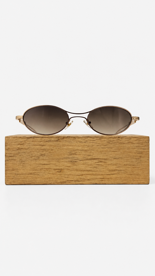Óculos de Sol Feminino Oval Dourado com Lente Marrom Degradê