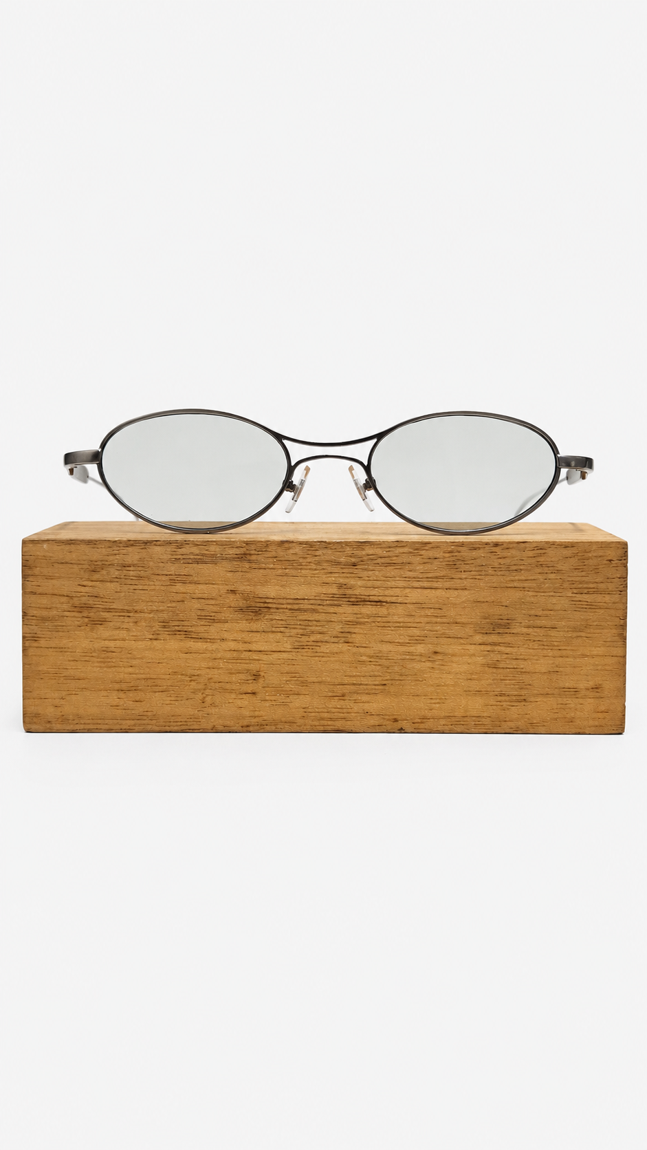 Óculos de Sol Feminino Oval Dourado com Lente Marrom Degradê