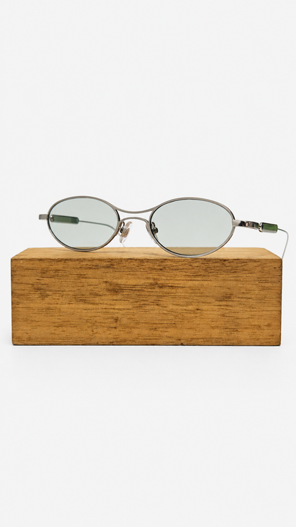 Óculos de Sol Feminino Oval Dourado com Lente Marrom Degradê
